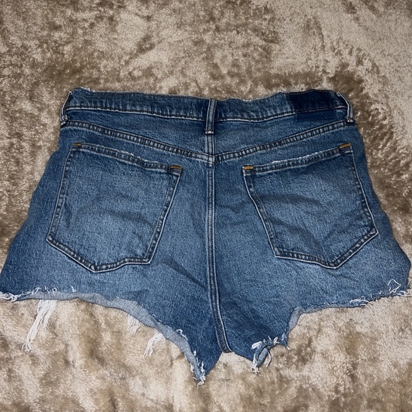 Abercrombie & Fit The Mom Short High Rise - Picture 2 of 2